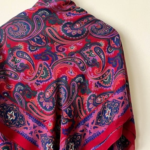 1980s Paisley Shawl (Rayon)
