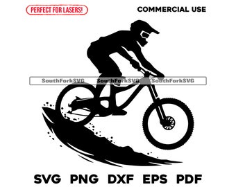 Op de afbeelding: Zwart-witte silhouet van een mountainbiker die op een fiets over een golf rijdt. De biker draagt een helm en een bril. De afbeelding is perfect voor lasersnijden.