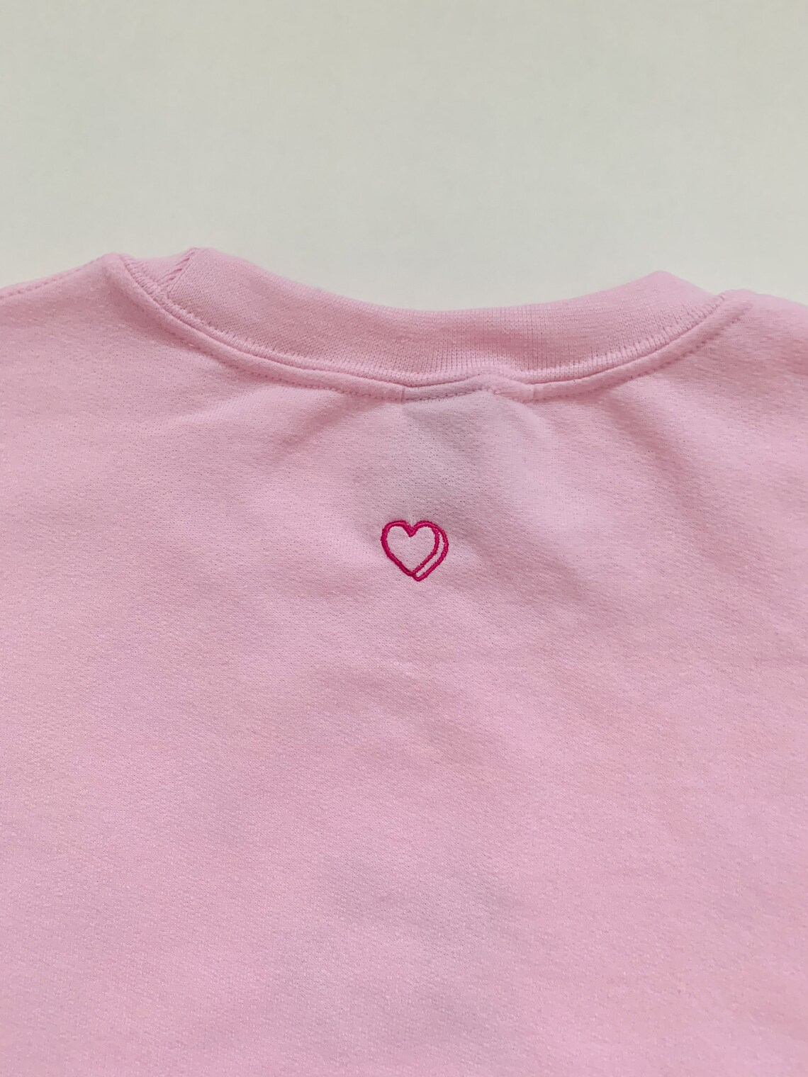 Embroidered Clover Pattern Round Neck Sweatshirt