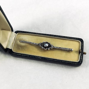 Lovely rhinestone and baroque pearl brooch from the early 20th century