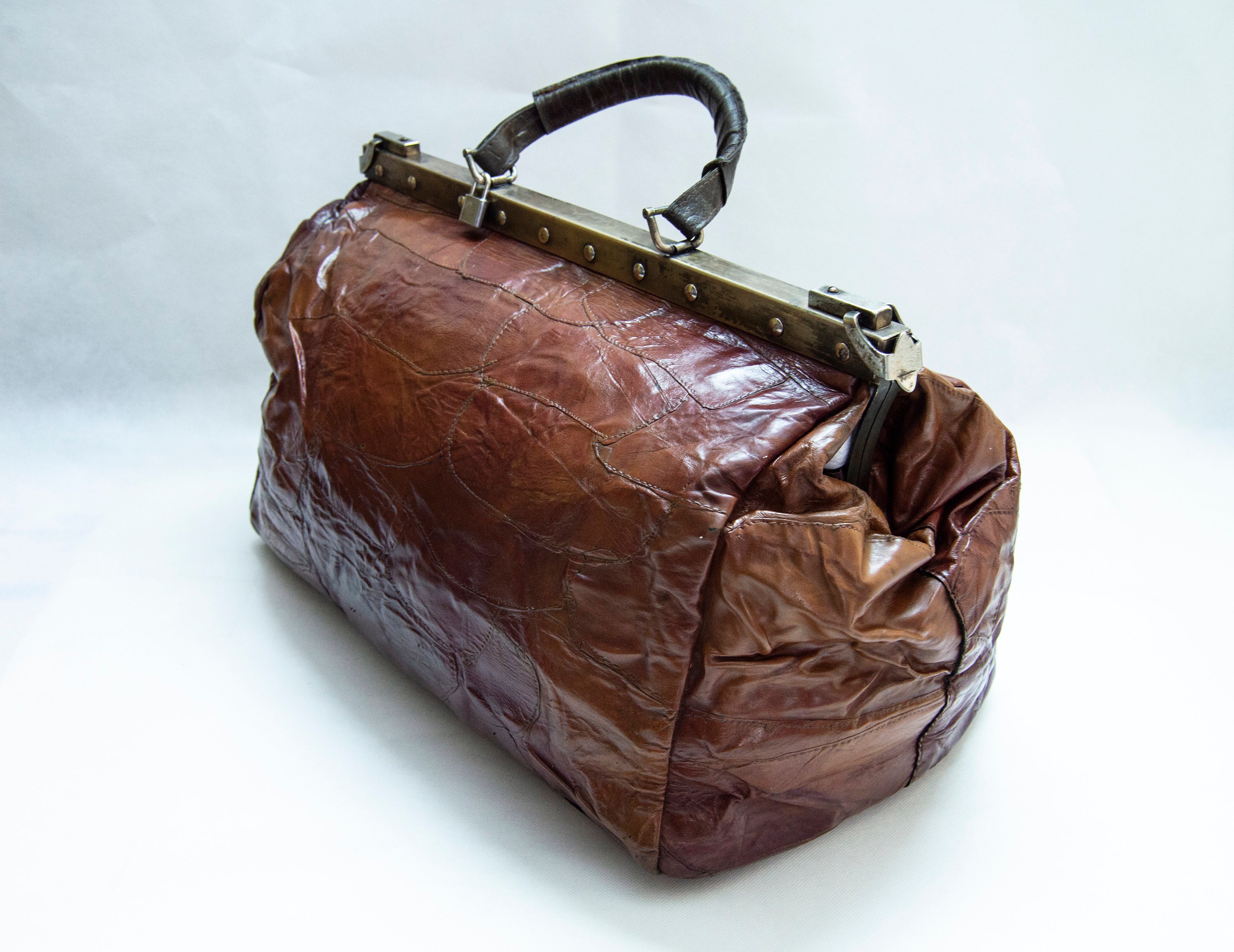 Sac en cuir voyage ancien vintage - Collection