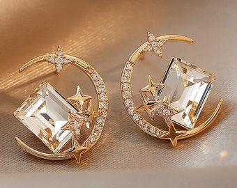 Gold Stud Moon Star Crystal Earring,Gold Stud Earring,Moon Star Stud Earring,Elegant Earring.Gold Crystal earrin,Elegant earrin,gift for her