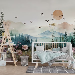Pastellfarben Sonnenuntergang und Berge selbstklebende Kinderzimmer Tapete, Sonnenuntergang über den Bergen Wandbild. Wallpaper mit Waldbäumen