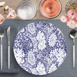 Blue and White Chinoiserie Style Floral Dinner Plates, Vintage Botanical Decorative Dinnerware