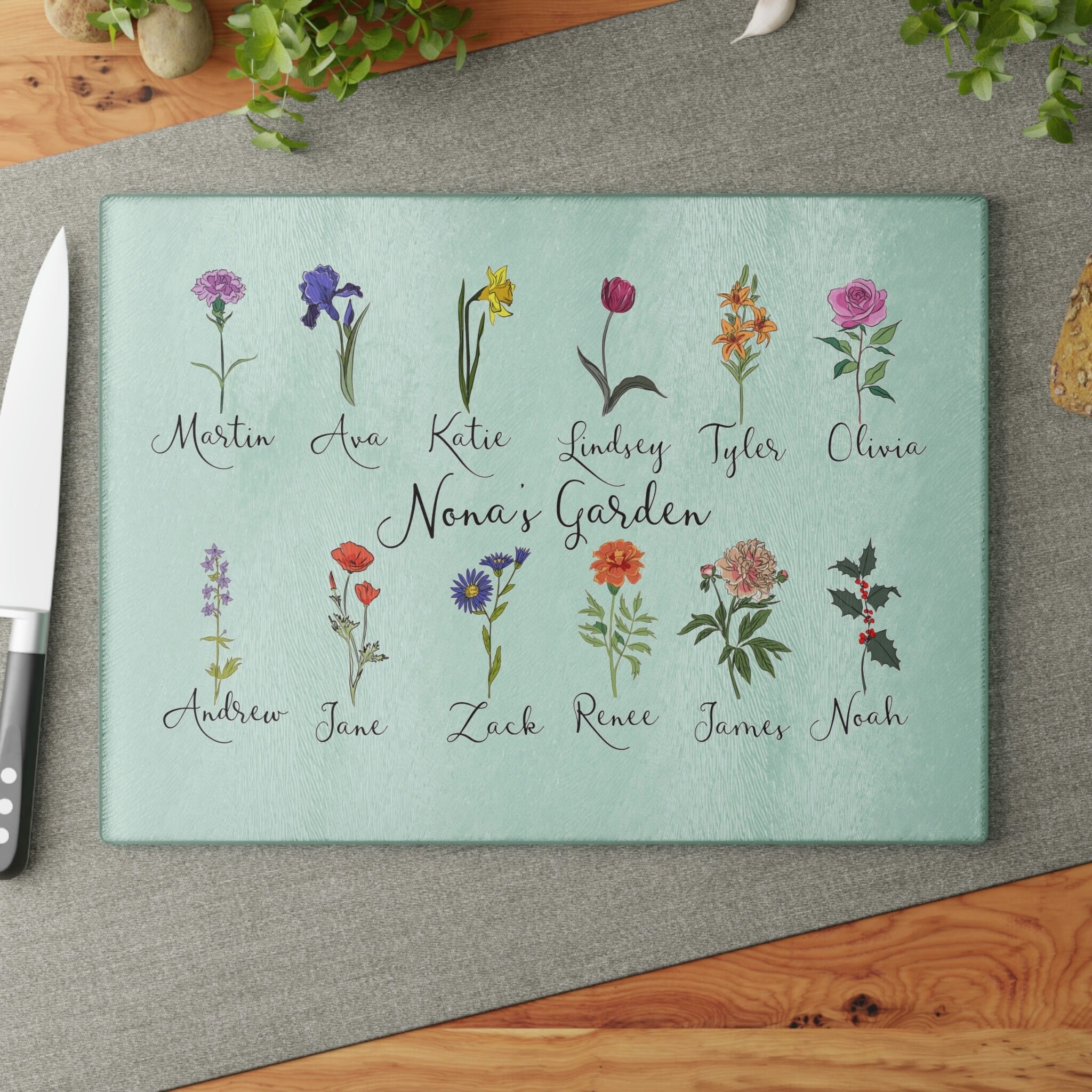Birth Flower Gifts for Mom, Personalized Cutting Board, Mom Gifts