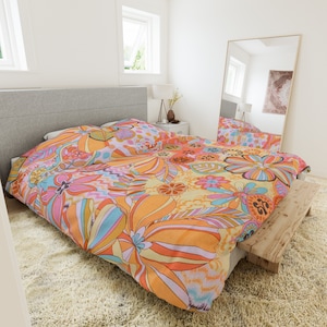 Retro Trippy Flower Power Duvet Cover, 70s Mid Mod Hippie Chic Floral Bedroom Decor, Groovy Orange, Yellow, Blue Palette, Queen, King, Twin