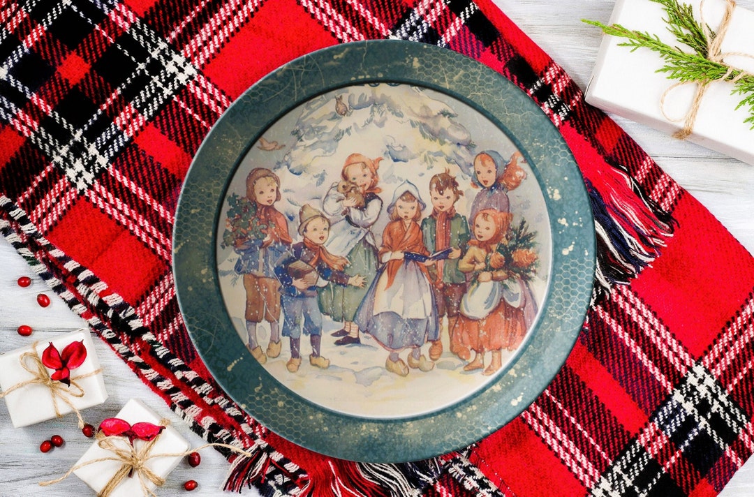 Vintage Blue Christmas Carolers Scene Dinner Plate, Christmas Dinner