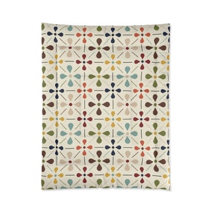 MCM Floral Comforter, Minimalist Scandinavian Modern Danish Retro Whimsical Blooms Bedding image 8
