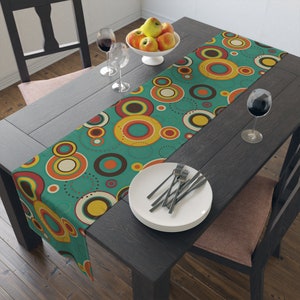 Retro Mid Century Modern Geometric Circles Table Runner, MCM Green, Mustard Yellow, Orange Kitchen Decor, 60s Vintage Style Table Covers