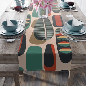 Retro Mod Table Runner, MCM Geometric Dining Decor, Abstract Shapes Table Linen, Mid Century Modern Table Accessory