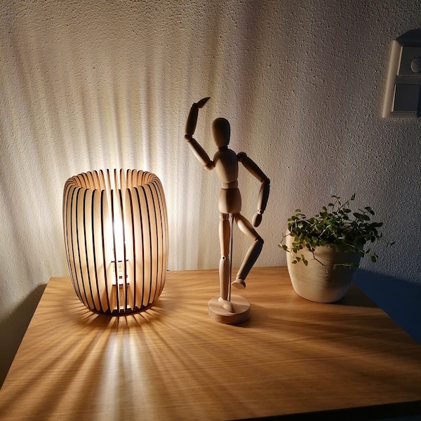 Holzlampe, Tischlampe, Lamellenlampe handmade, handcrafted, handgefertigt,