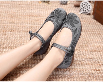Chinese black hotsell flat shoes