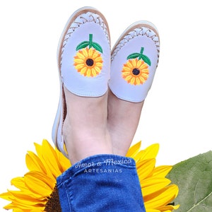 Leather Sandals, Sunflower, White, Mexican Sandals, Women&#39;s, Huaraches, Leather Huarache, Sandals, Boho, Hippie, Mexican Gift for Women,