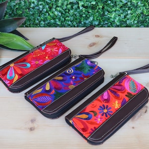 Mexican Embroidered Wallet for Women, Floral Embroidered Purse, Mexican Fiesta Wallet, Mexican Traditional Wallet, Mexican Gift for women