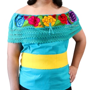 Mexican Embroidered Campesina Blouse, Embroidered Floral Blouse, Traditional Mexican Top, 5 de Mayo Blouse, Mexican Fiesta Floral Top Women
