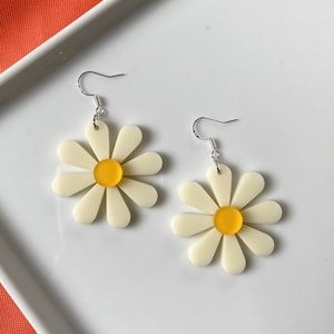 Lightweight Retro 60s 70s Oversized Flower Earrings | Big, Colorful, Fun Statement Jewelry | Vintage-Inspired Daisy Dangle Earrings | Midi