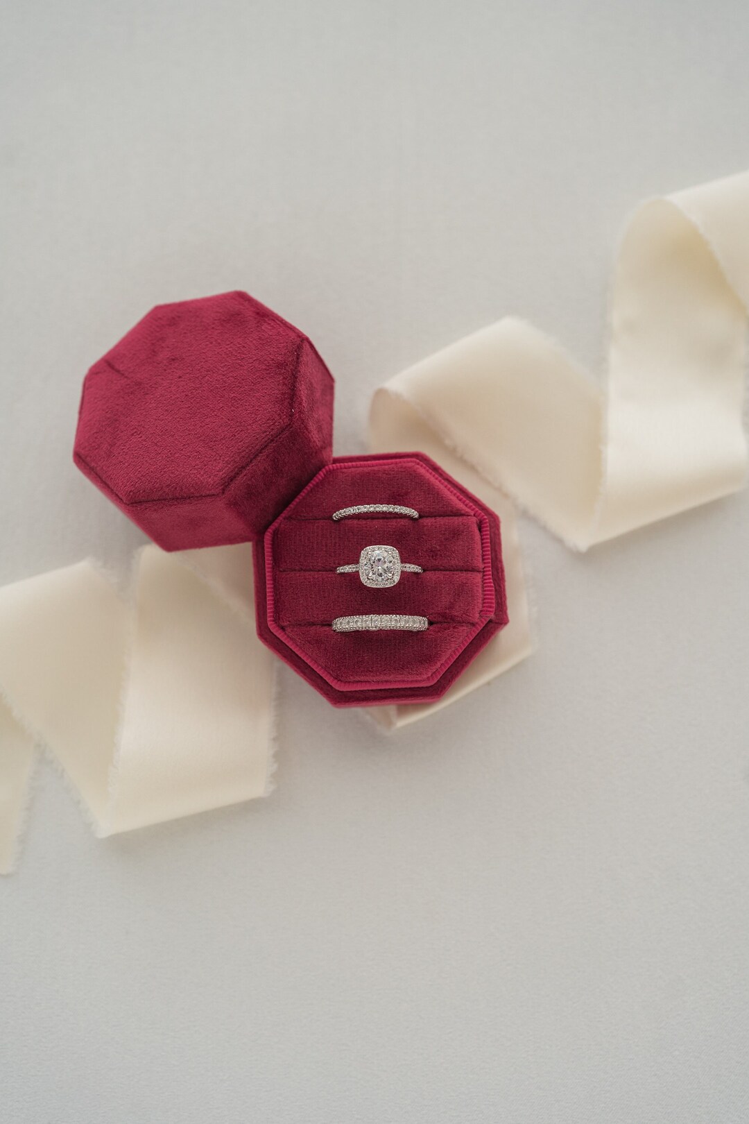 Triple Slot Ring Box, Ruby Red Velvet Octagon Jewelry Box for Three ...