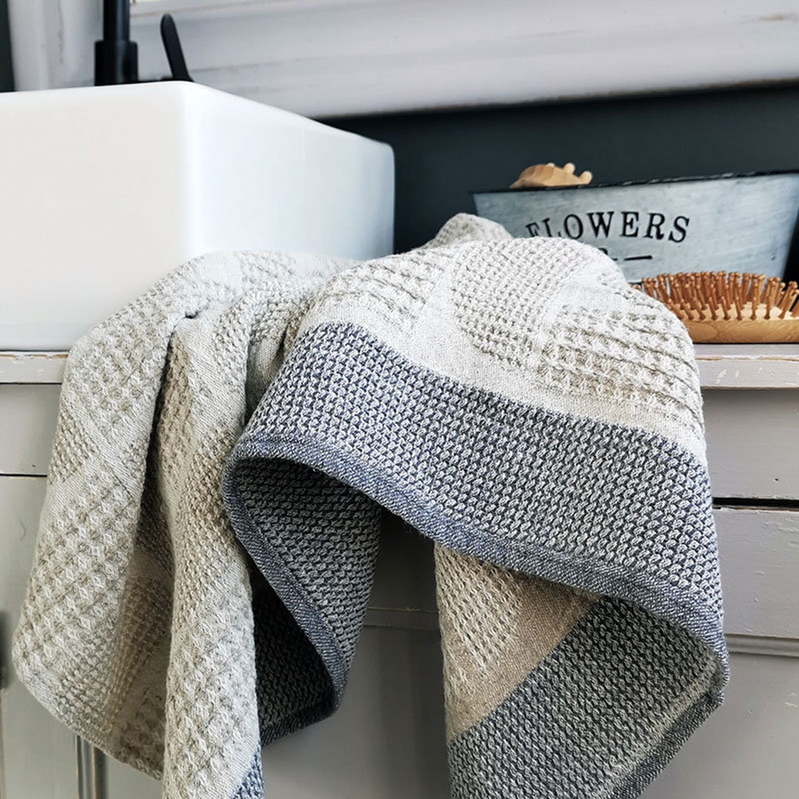 Bath towel in linen washed beige / gray 60x80cm. Washed linen Etsy