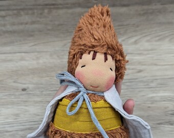 Hummelkind Emmi / Handgefertigte Waldorf Puppe / Steiner Puppe / Weiche Puppe / Steinerdoll / Handmadedoll