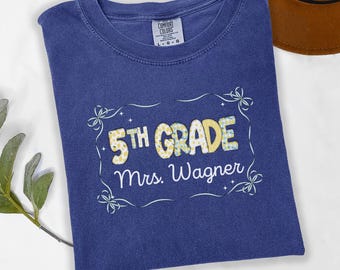 Maglietta per insegnanti di quinta elementare, colori comodi, maglietta personalizzata per insegnanti, magliette per il team degli insegnanti, maglietta personalizzata per insegnanti di quinta elementare, regali per insegnanti