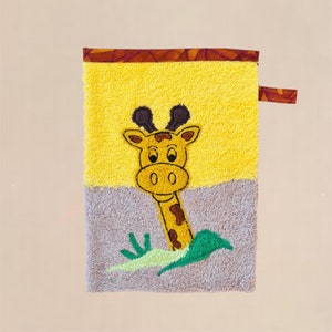 Children's wash mitt, washcloth with desired name animals Giraffe