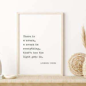 Letrero con cita de LEONARD COHEN, Hay una grieta, una grieta en todo, así es como la luz entra en la madera, Letrero, Decoración del hogar de estilo rústico
