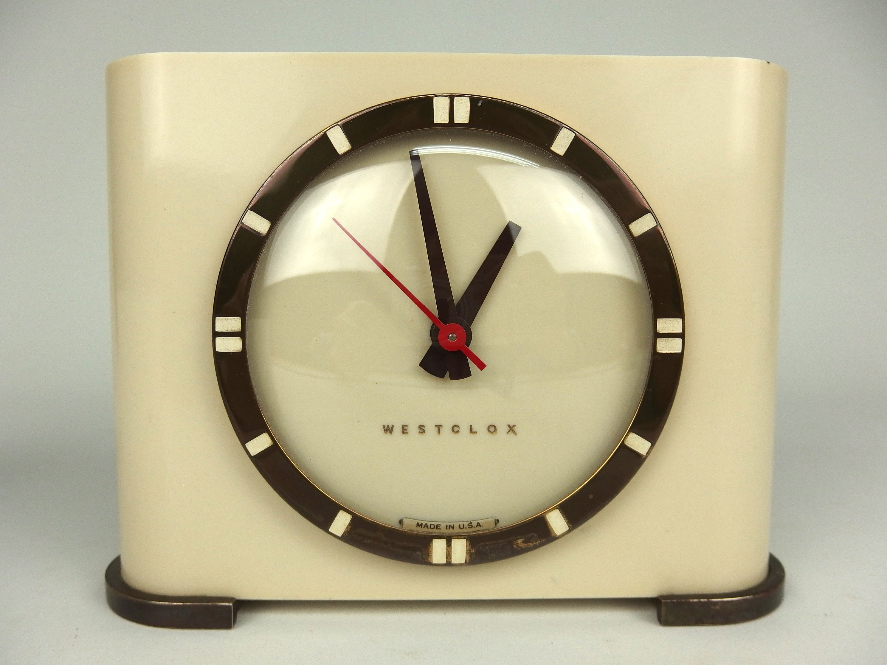 Westclox Ben Franklin Black Shelf Clock