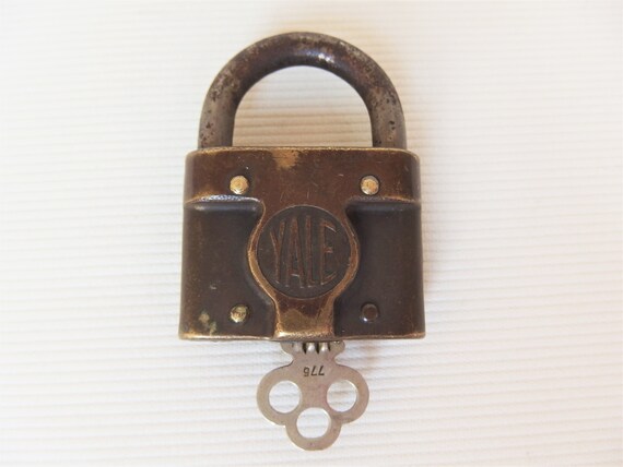 Antique Vintage Padlock Lock - Yale & Towne Stamford CT - No Key 