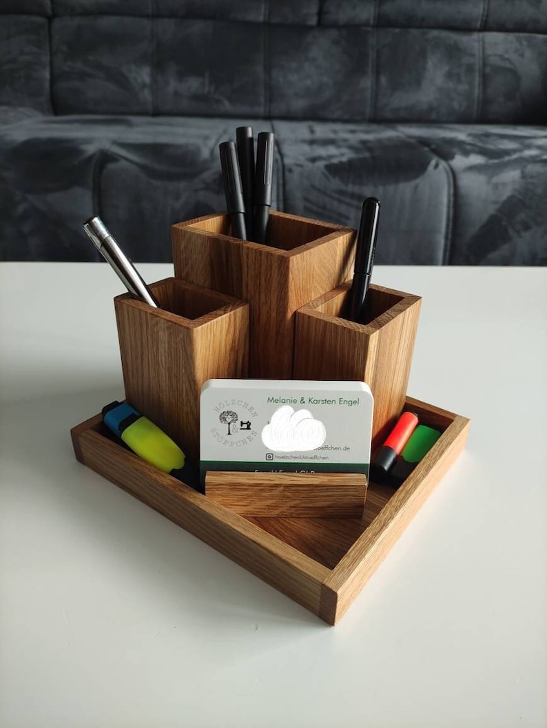 Pen holders in two sizes made of wood/oak, walnut and smoked oak/also available as a set Set 5 Teile