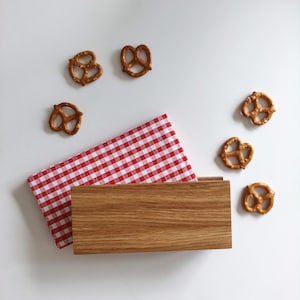 Napkin holder made of wood for bistro napkins and motif napkins in many different colors/ wood types/ can be personalized with motif