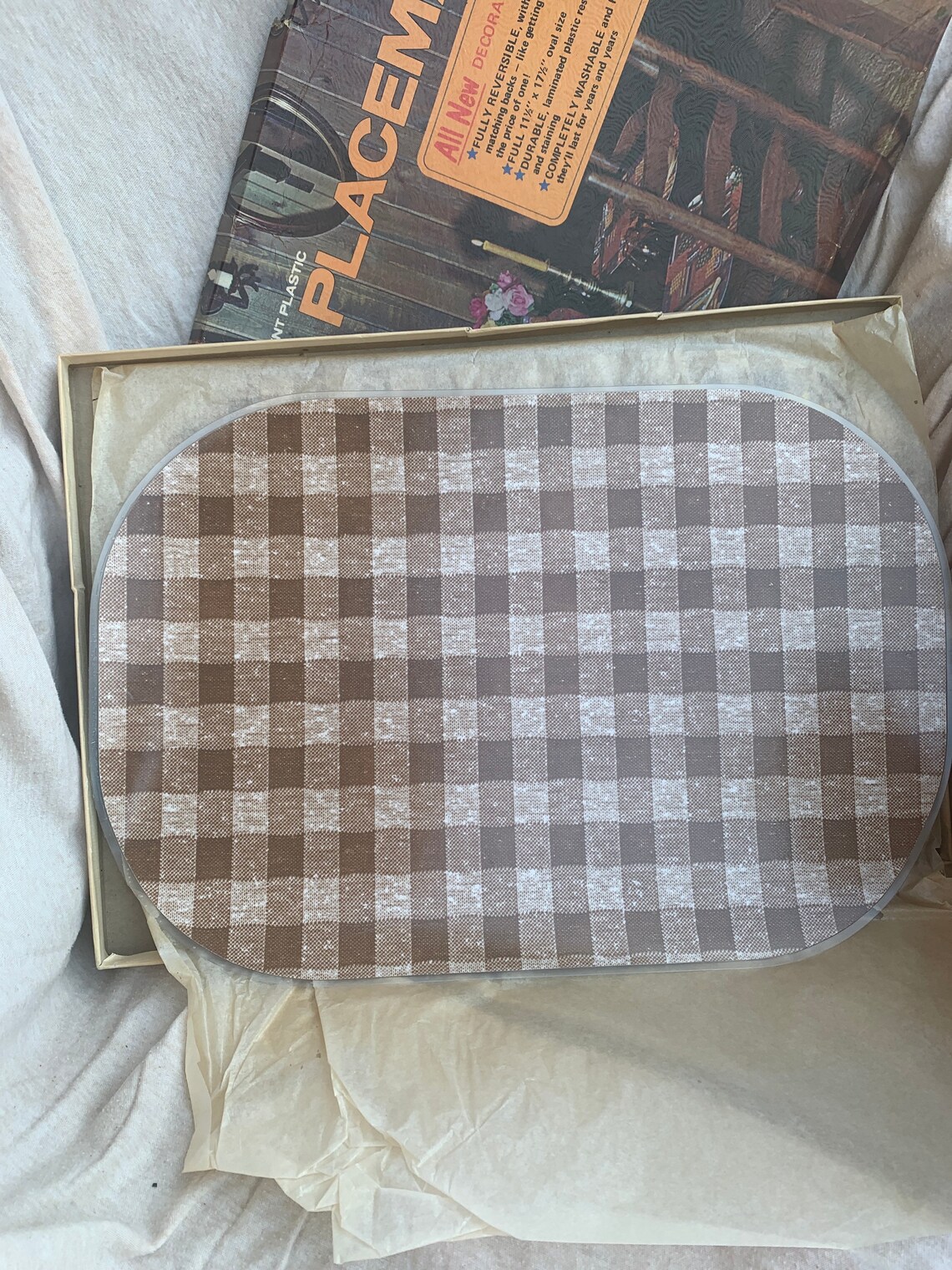 Six Vintage Plastic Placemats Oval Placemats Retro Dinning Etsy