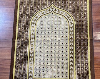 Tapis de prière musulman en laine sur cadre mécanique, d…