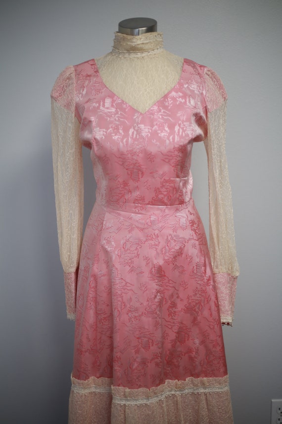 Vintage 70s Toile de Jouy High Neck Prairie Dress… - image 6