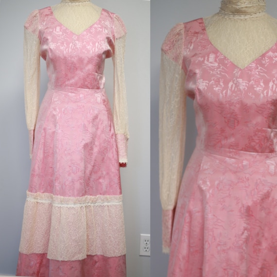 Vintage 70s Toile de Jouy High Neck Prairie Dress… - image 1