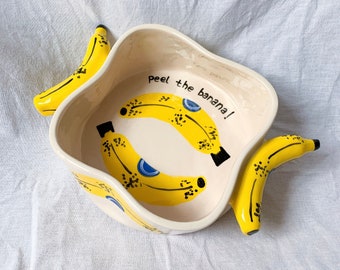 Banana Handmade and Hand painted Ceramic Bowl, Ceramic Serving Bowl, Housewarming Gift for Her / Him