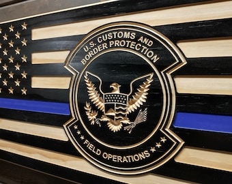 Amerikaanse douane en grensbescherming houten Amerikaanse vlag