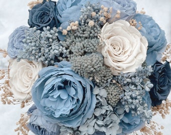 Beautiful bridal bouquet