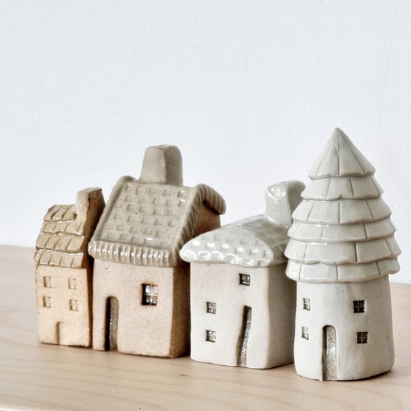 Mini clay house - Sell in pairs (100% Handmade)