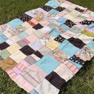 Parte superior de una colcha de retazos de los años 40 / Colcha sin terminar / Textil estilo granja cottagecore