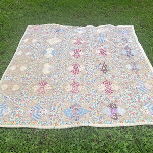 1920s - 1930s Square-in-a-Square Quilt  | Feedsack Florals and Other Beautiful Prints