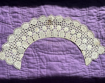 Antique Eyelet Lace Collar | Whitework Embroidery | Victorian Edwardian Accessories
