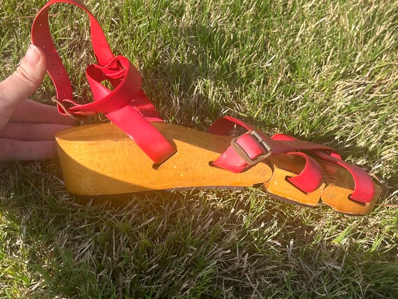 1950s Flexiclogs Sandals in Red | 50s Articulated… - image 5