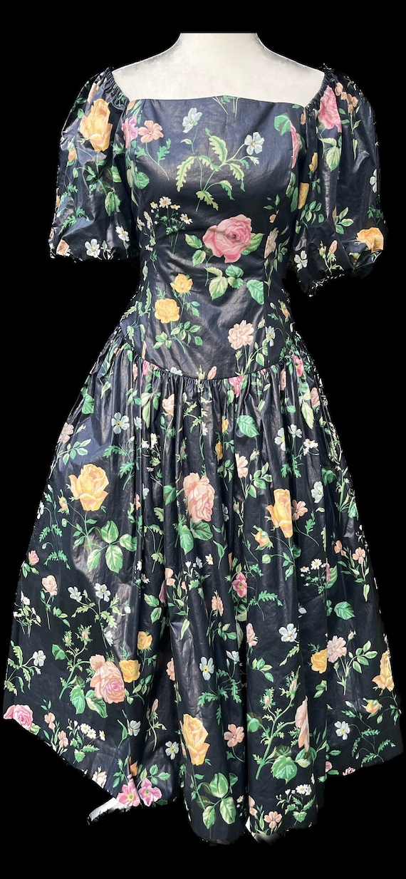 knee length dresses for ladies Pink Cotton-Linen Dress | Comfy, Flattering, and Shapely