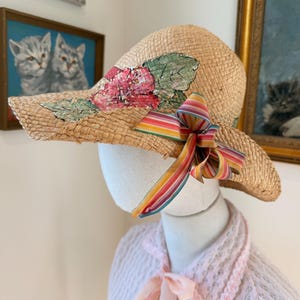 VTG, Chic Straw Hawaiian Unisex Hat With Colorful Scarf VTG, Chic Straw Hawaiian Unisex Hat With Colorful Scarf main image 4