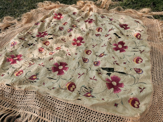 Wounded Antique 1920s Embroidered Piano Shawl wit… - image 2