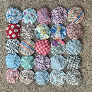 1930s Yo Yo Quilt Blocks 5x5 for Crafting or Decor