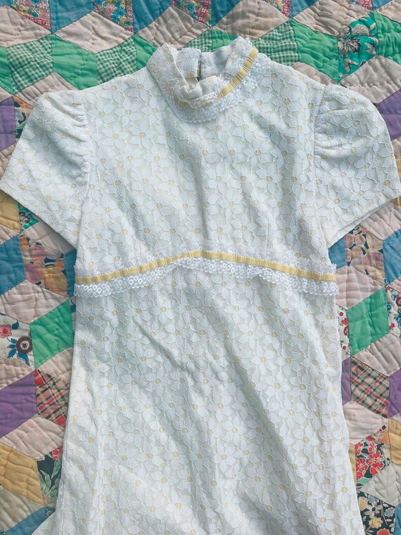 1960s Girls' Daisy Lace Maxi Dress | Pre-Teen Size