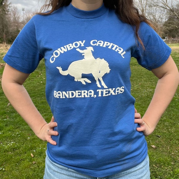 1980s Cowboy Capital Bandera, Texas T-Shirt in Blue | Screen Stars Best Tee | Size M