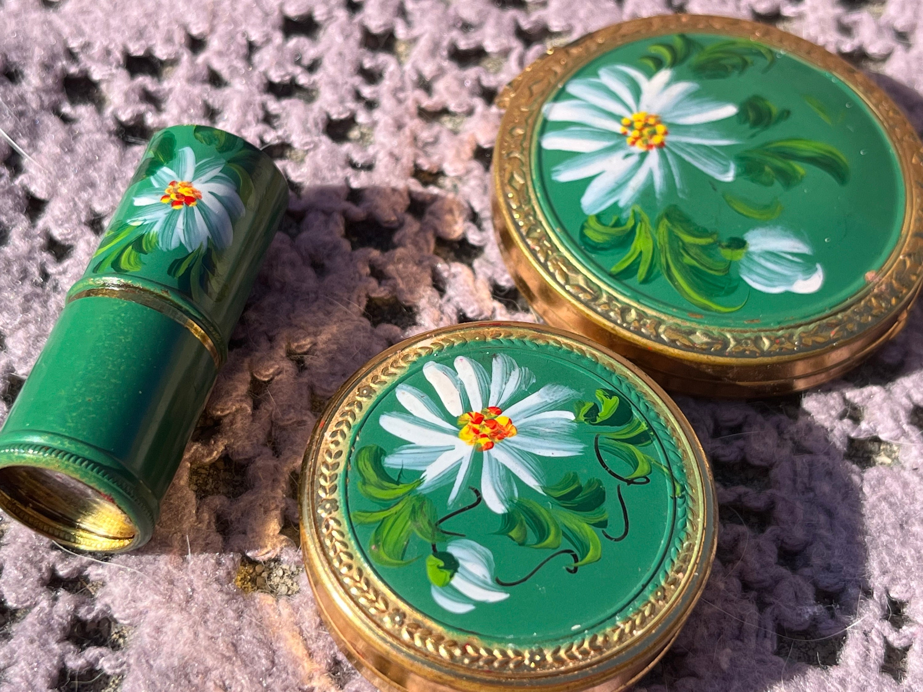 骨董品　ヴィンテージ　化粧品　vintage makeup Antique 1920s Makeup Set by Reich-ash / Deere | Powder, Rouge