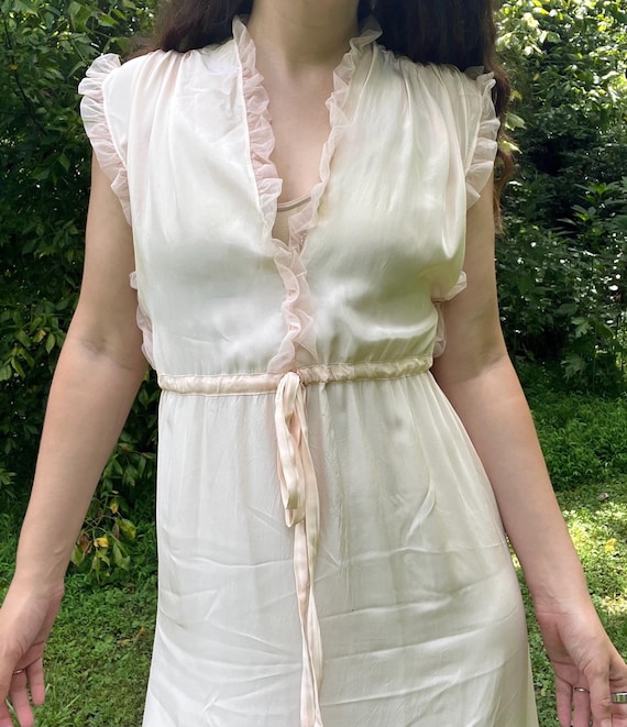 LAURA LANE, vintage 1940s nightgown slip dress, Shiny petal pink bias cut night dress, full length